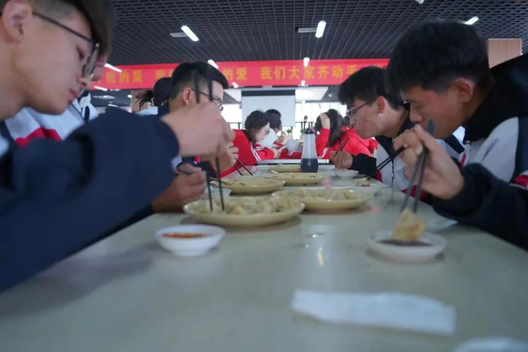 1699840511666080240.jpg 1699840511666080240.jpg