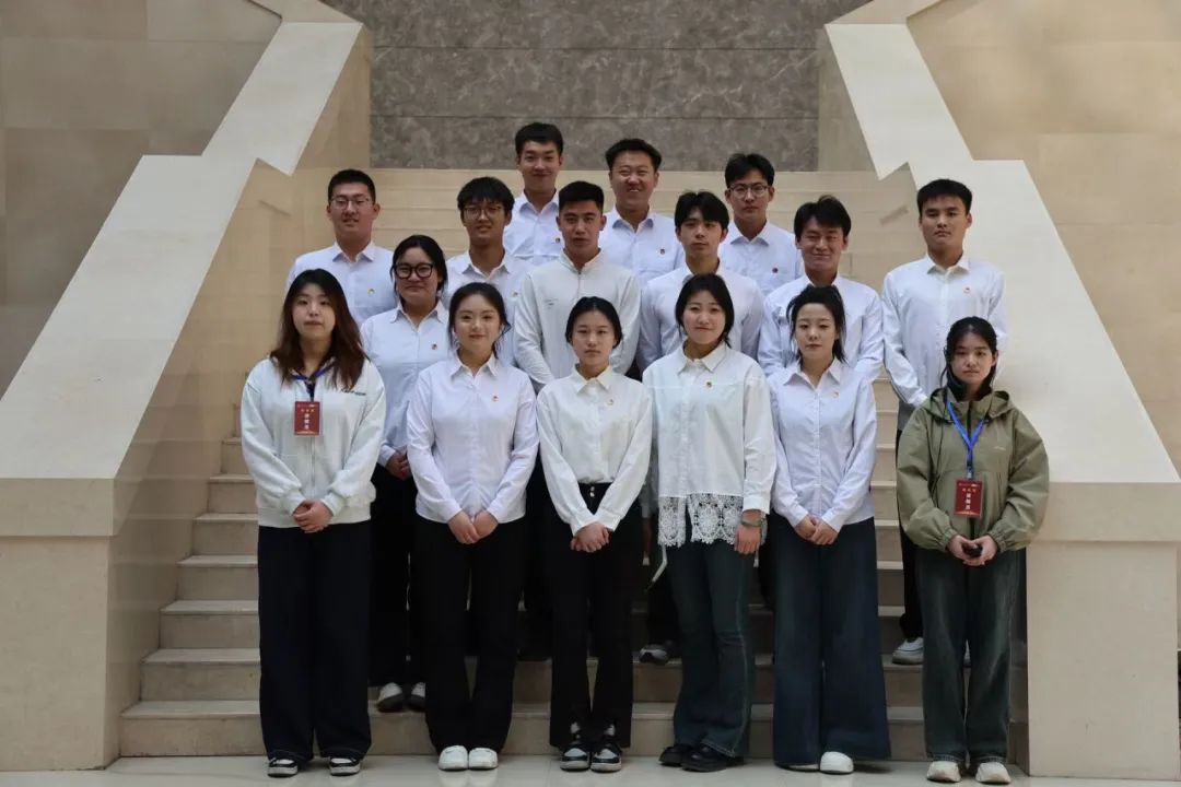 9f27a37c08b1b38d1a94cf5b8c9a4c6.jpg
